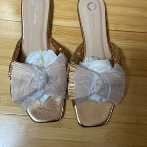 Journee Collection Womens Serlina Sandal Rose Gold